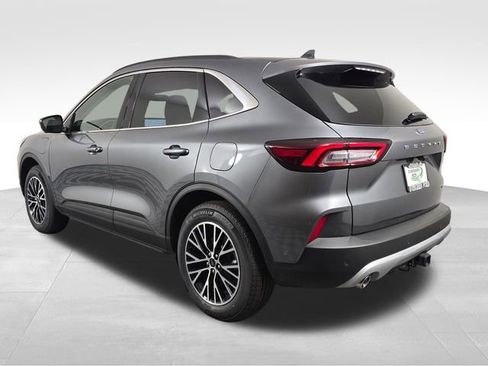 Used 2024 Ford Escape SE w/ PHEV Premium Package image 5