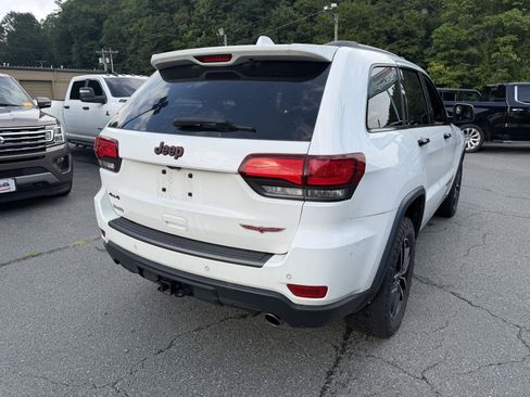 Used 2020 Jeep Grand Cherokee Trailhawk AWD/4WD image 3