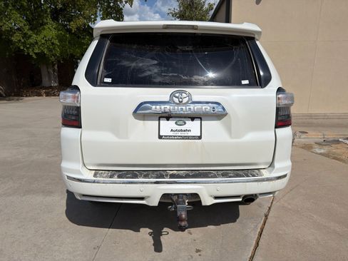 Used 2016 Toyota 4Runner Limited image 4