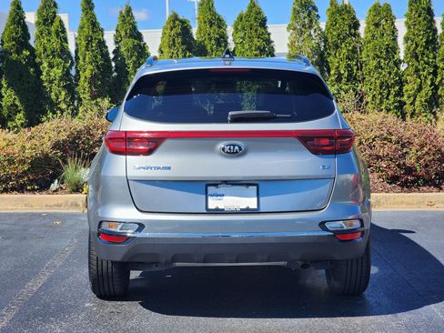 Used 2022 Kia Sportage EX image 8