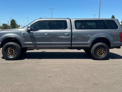 Used 2022 Ford F350 Platinum AWD/4WD image 7
