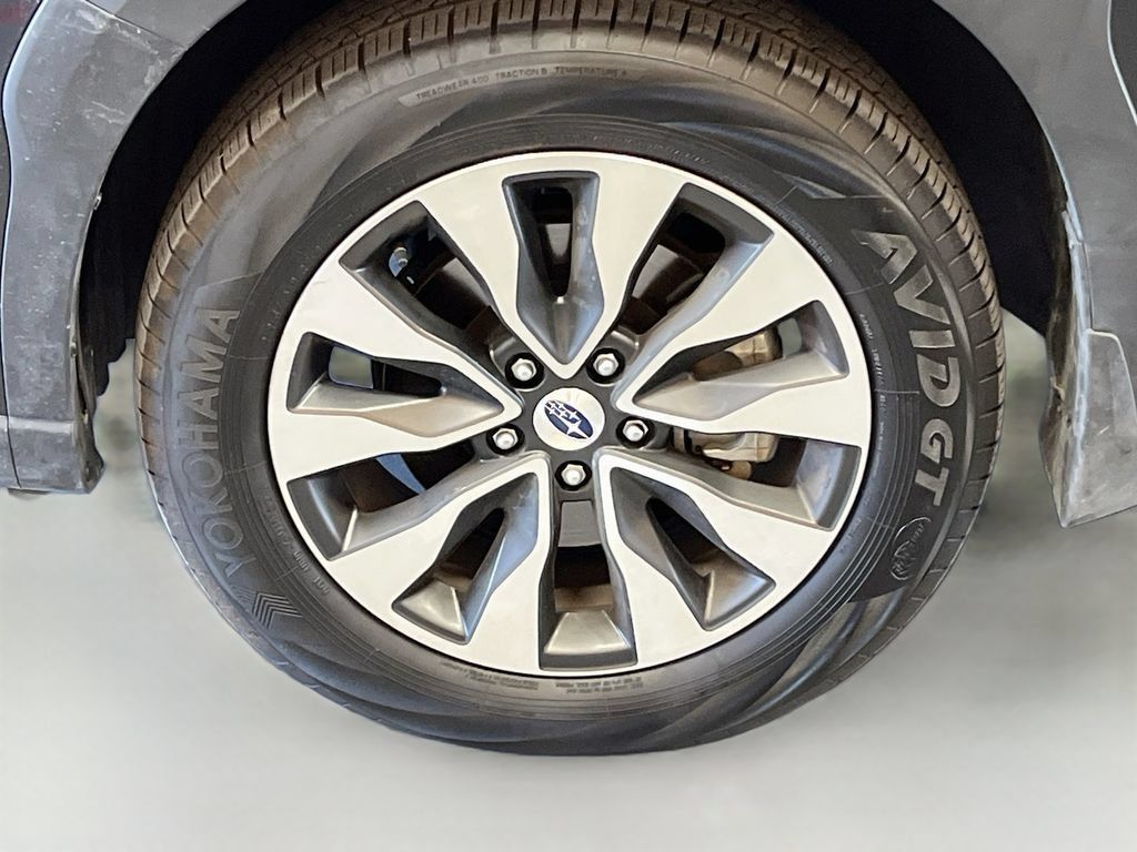 Used 2025 Subaru Outback Limited w/ Popular Package #2 AWD/4WD image 33