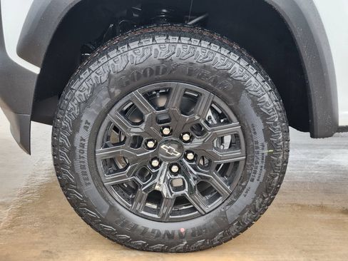 New 2026 Chevrolet Colorado Trail Boss AWD/4WD image 11