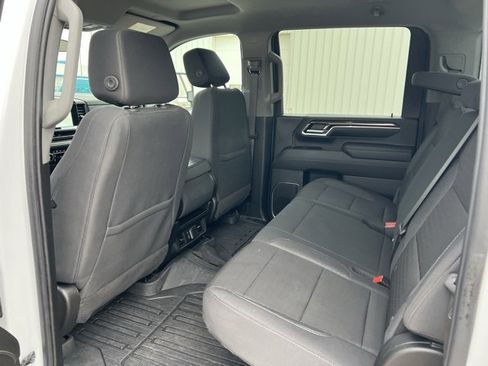 Used 2024 GMC Sierra 2500 SLE image 15