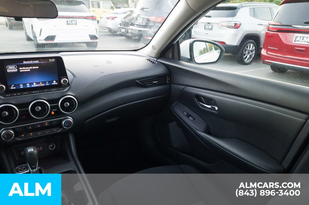 Used 2024 Nissan Sentra SV FWD image 18