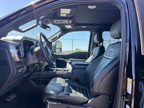 Used 2023 Ford F350 Platinum AWD/4WD image 8
