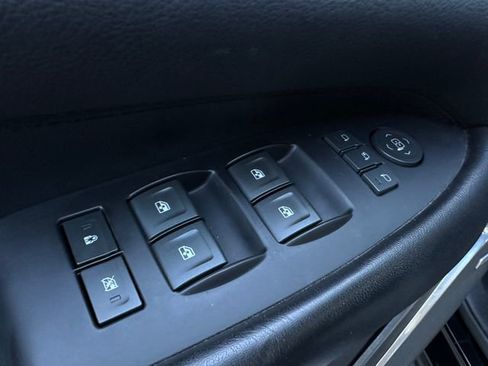 Used 2019 Cadillac Escalade 2WD image 12