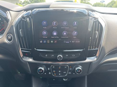 Used 2023 Chevrolet Traverse LT AWD/4WD image 8