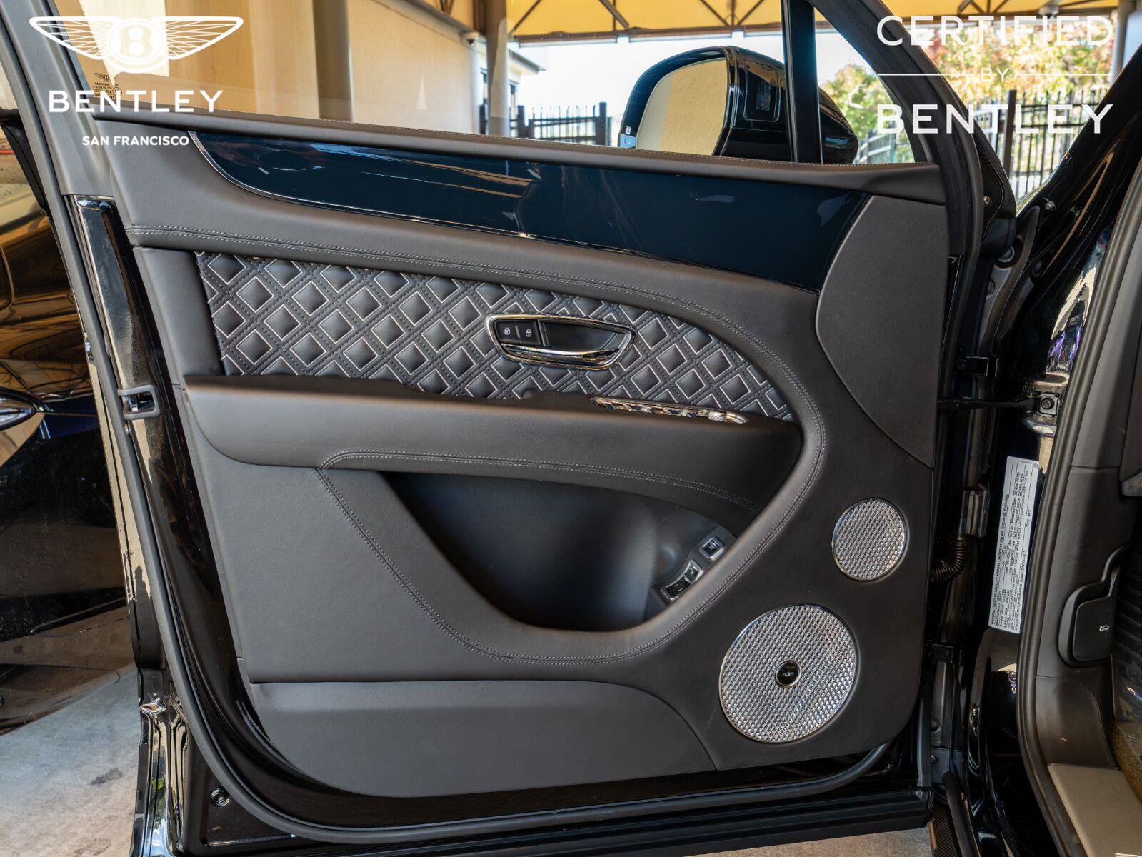 Used 2023 Bentley Bentayga Speed AWD/4WD image 9