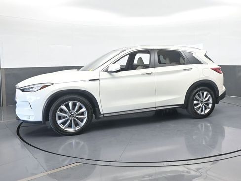 Used 2021 INFINITI QX50 Essential w/ Convenience Package image 2