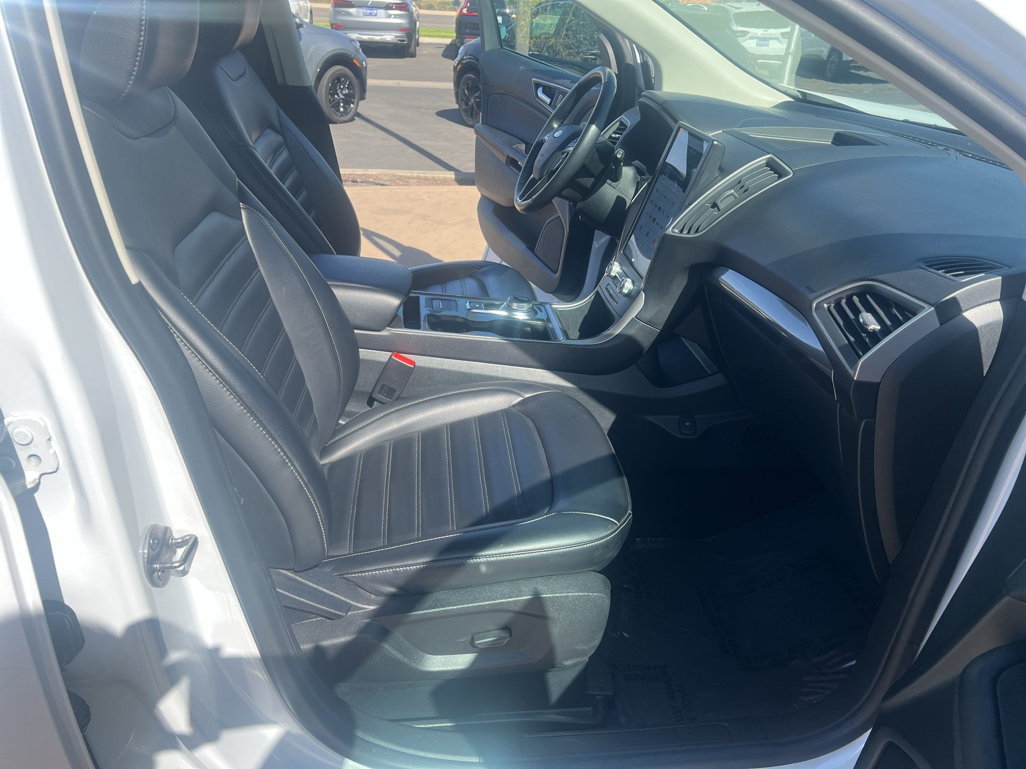 Used 2024 Ford Edge SEL AWD/4WD image 15