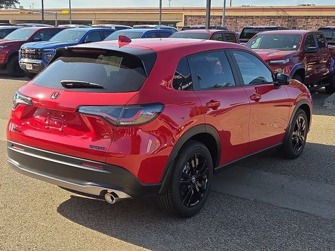 New 2027 Honda HR-V Sport image 4