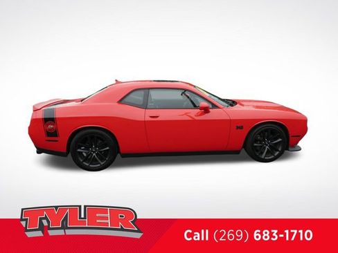 Used 2020 Dodge Challenger R/T w/ Performance Handling Group image 9
