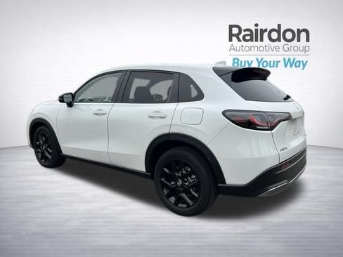 Used 2024 Honda HR-V Sport image 5