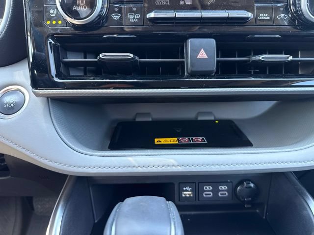 Used 2026 Toyota Highlander Platinum AWD/4WD image 17