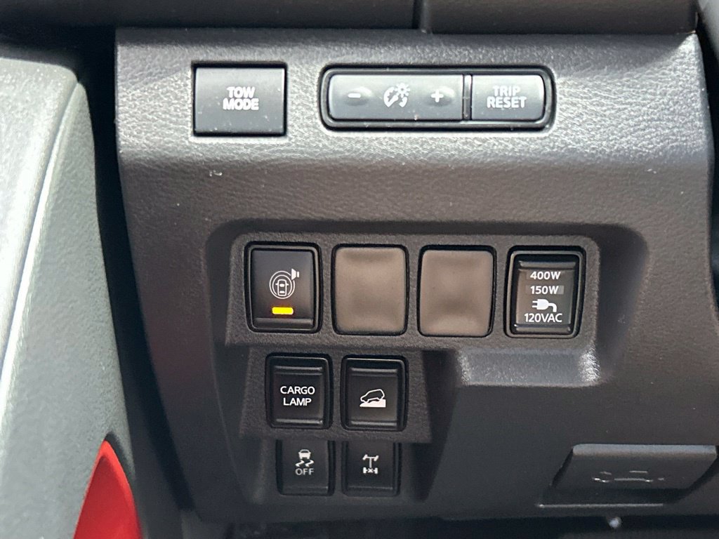 Certified 2025 Nissan Frontier PRO-4X w/ Pro Convenience Package AWD/4WD image 32