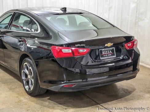 Used 2018 Chevrolet Malibu LT w/ Leather Package FWD image 7