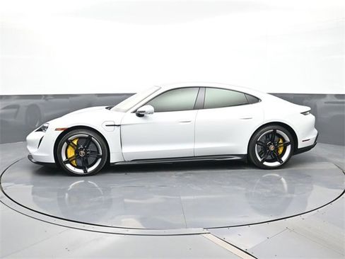 Used 2020 Porsche Taycan Turbo S image 2