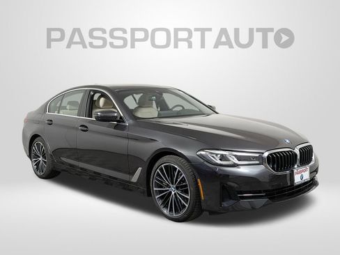 Certified 2022 BMW 530i xDrive 530i xDrive w/ Convenience Package image 11