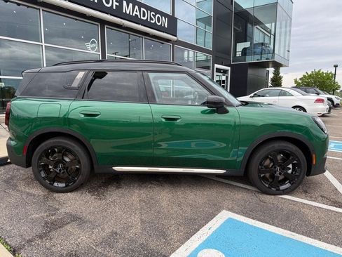 Used 2025 MINI Cooper Countryman S w/ Comfort Package Max AWD/4WD image 2