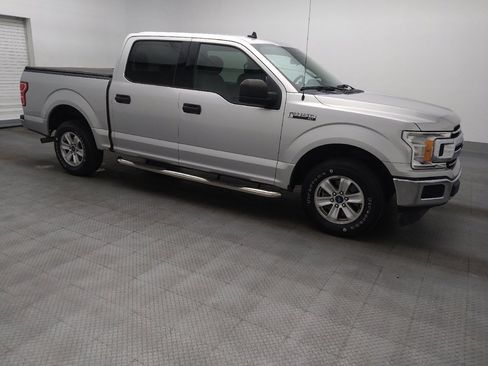 Used 2019 Ford F150 XLT image 11