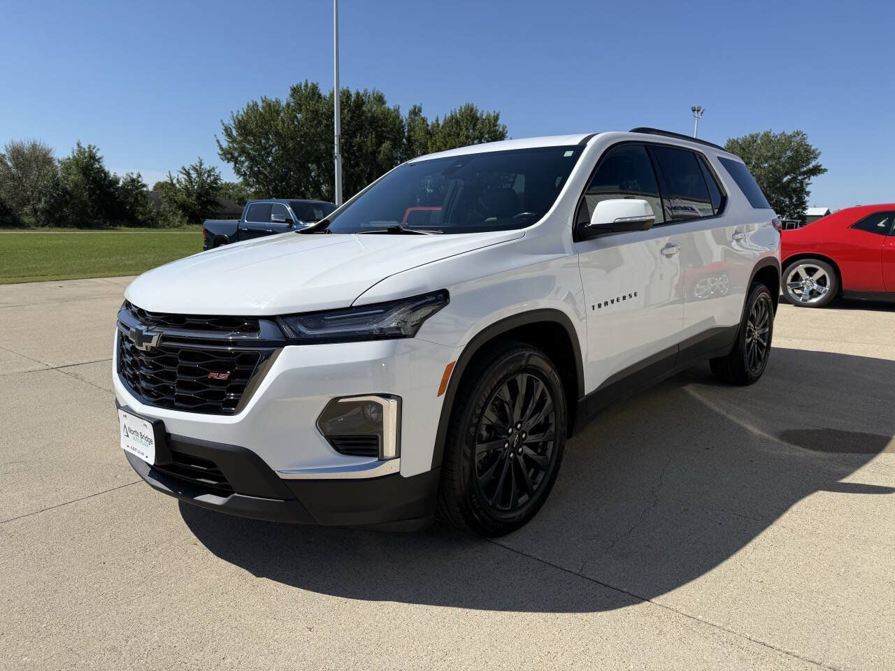 Used 2022 Chevrolet Traverse RS AWD/4WD image 2