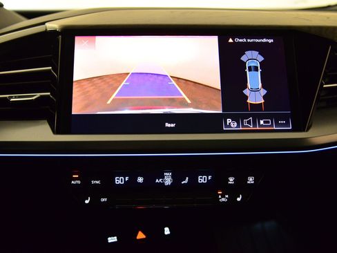 Certified 2023 Audi Q4 e-tron Premium Plus w/ Premium Plus image 32