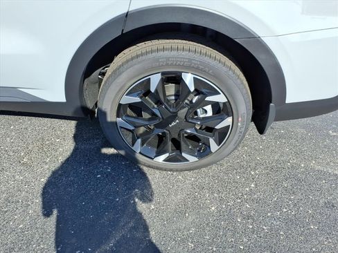 New 2026 Kia Sorento EX AWD/4WD image 8