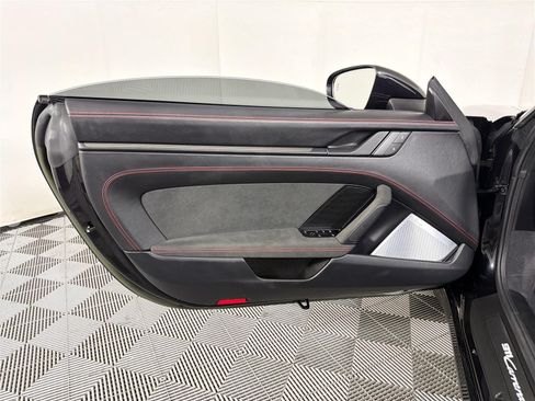 Used 2022 Porsche 911 Carrera GTS RWD image 10