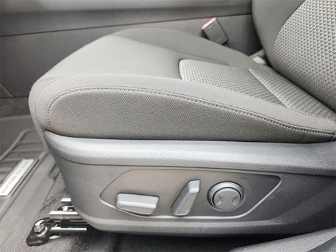 New 2026 Kia Sportage S image 17