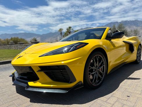 Used 2026 Chevrolet Corvette Stingray Premium Conv w/ Z51 Performance Package RWD image 35