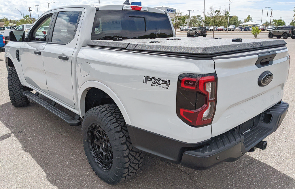 New 2026 Ford Ranger XLT w/ Equipment Group 301A High AWD/4WD image 4