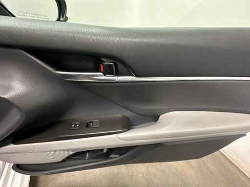 Used 2023 Toyota Camry LE image 21