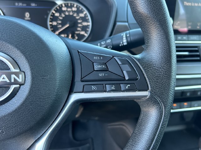 Used 2023 Nissan Altima 2.5 SV FWD image 19
