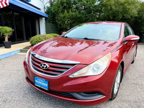 Used 2014 Hyundai Sonata GLS w/ Popular Equipment Group 2 FWD image 16