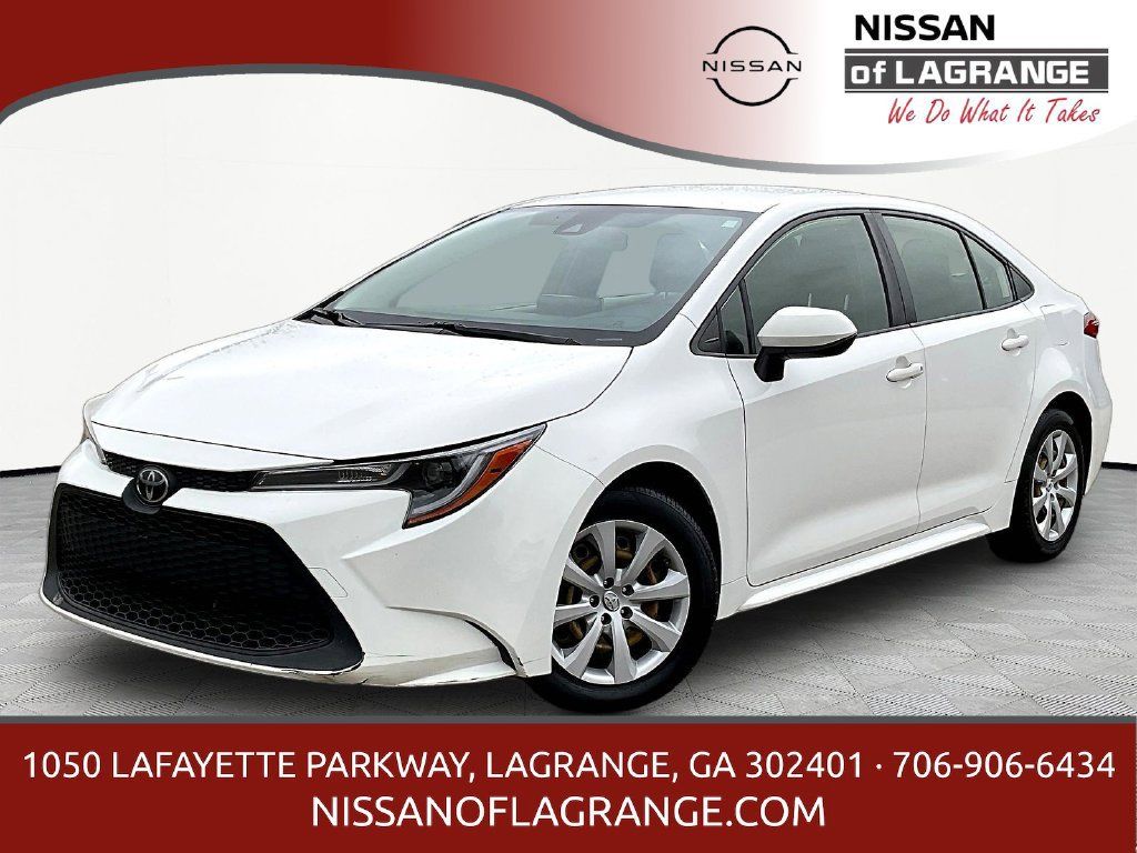 Used 2021 Toyota Corolla LE FWD image 1