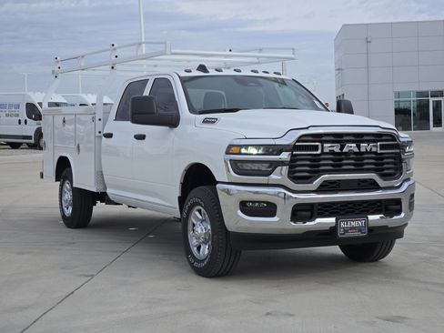 New 2026 RAM 2500 Tradesman w/ Chrome Appearance Group image 3