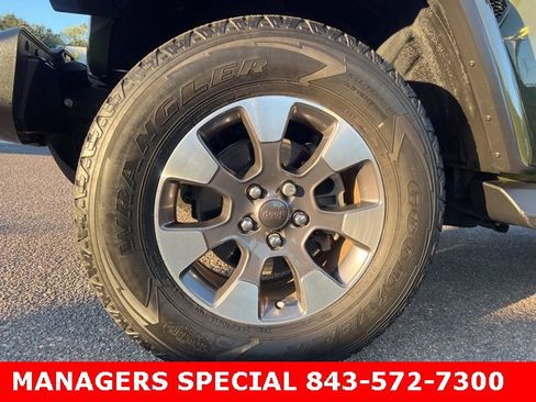 Used 2021 Jeep Wrangler Unlimited Sahara image 10