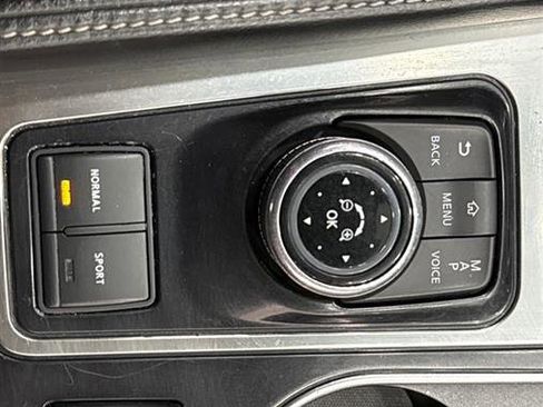 Used 2016 Nissan Maxima 3.5 SL image 38