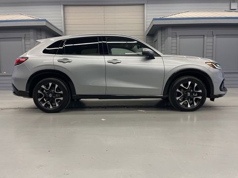 Used 2026 Honda HR-V EX-L image 8