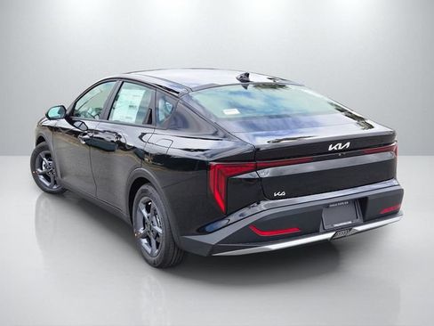 New 2026 Kia K4 FWD image 6