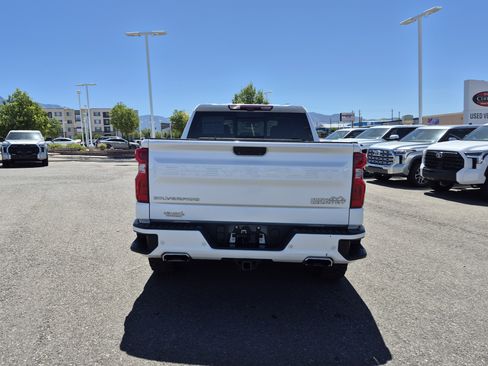 Used 2023 Chevrolet Silverado 1500 High Country w/ Technology Package AWD/4WD image 7