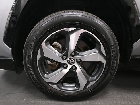 Used 2024 Toyota RAV4 SE w/ Weather & Moonroof Package AWD/4WD image 35