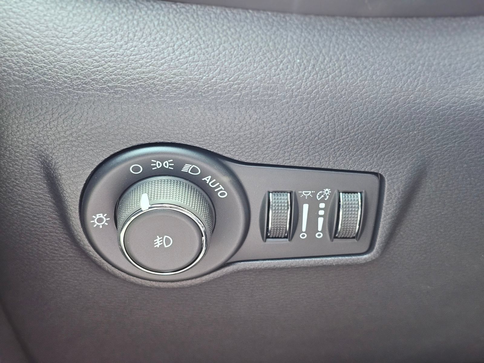 New 2026 Jeep Compass Trailhawk AWD/4WD image 18