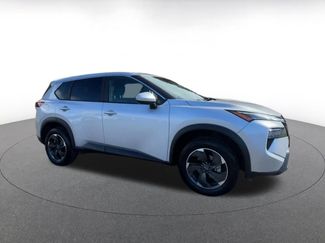 Used 2025 Nissan Rogue SV AWD/4WD video 2
