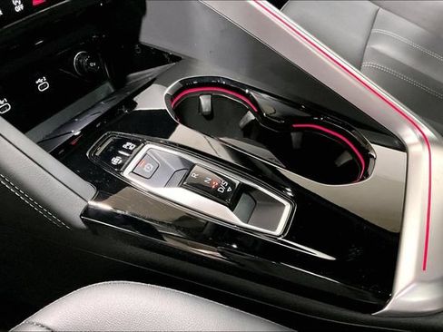 Certified 2025 Audi Q5 Premium w/ Convenience Package AWD/4WD image 9