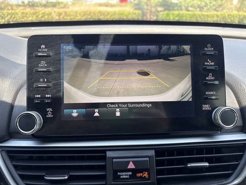 Used 2018 Honda Accord Sport image 24