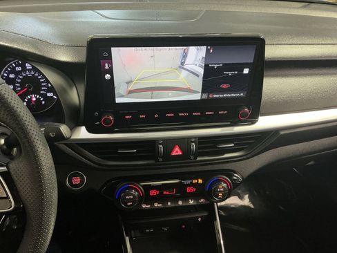 Used 2023 Kia Forte GT-Line w/ GT-Line Premium Package image 20