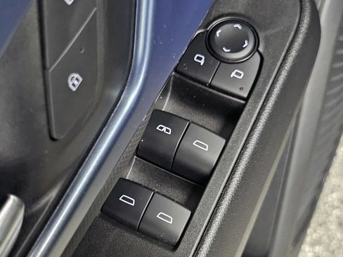 Used 2025 Chevrolet Equinox EV LT w/ Convenience Package FWD image 29