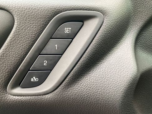 Used 2023 GMC Acadia AT4 w/ Technology Package image 52